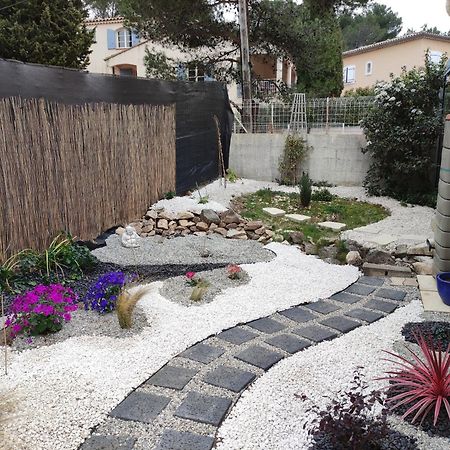Le Jardin Des Rocailles - Villa 4 Chambres Climatisee Avec Piscine A Deux Pas D'Avignon Villeneuve-les-Avignon Exterior photo